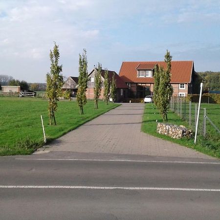 Gemuetliche Ferienwohnung, Laendlich Und Stadtnah, Ruhig Gelegen Rheda-Wiedenbrück Eksteriør billede